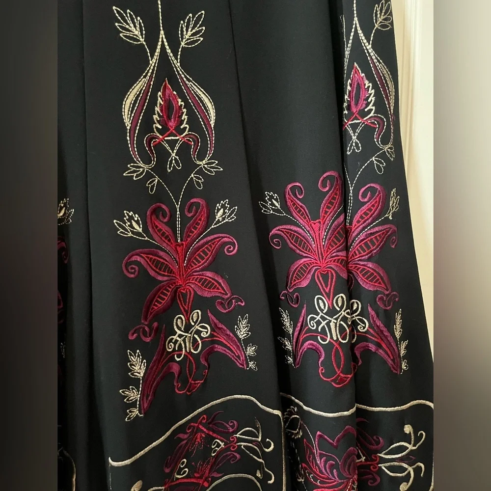 Sunny Leigh Elegant Black Patterned Mid-Length Skirt Women’s Size 14 - Picture 5 of 16